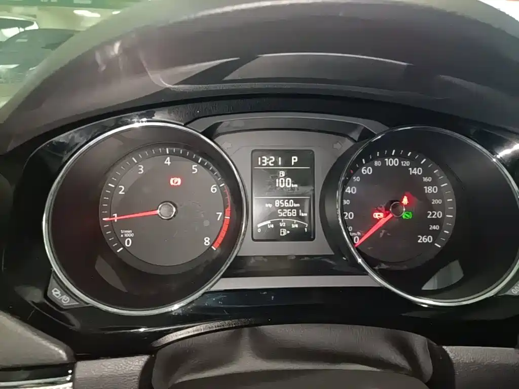 Volkswagen Sagitar — миниатюра 12