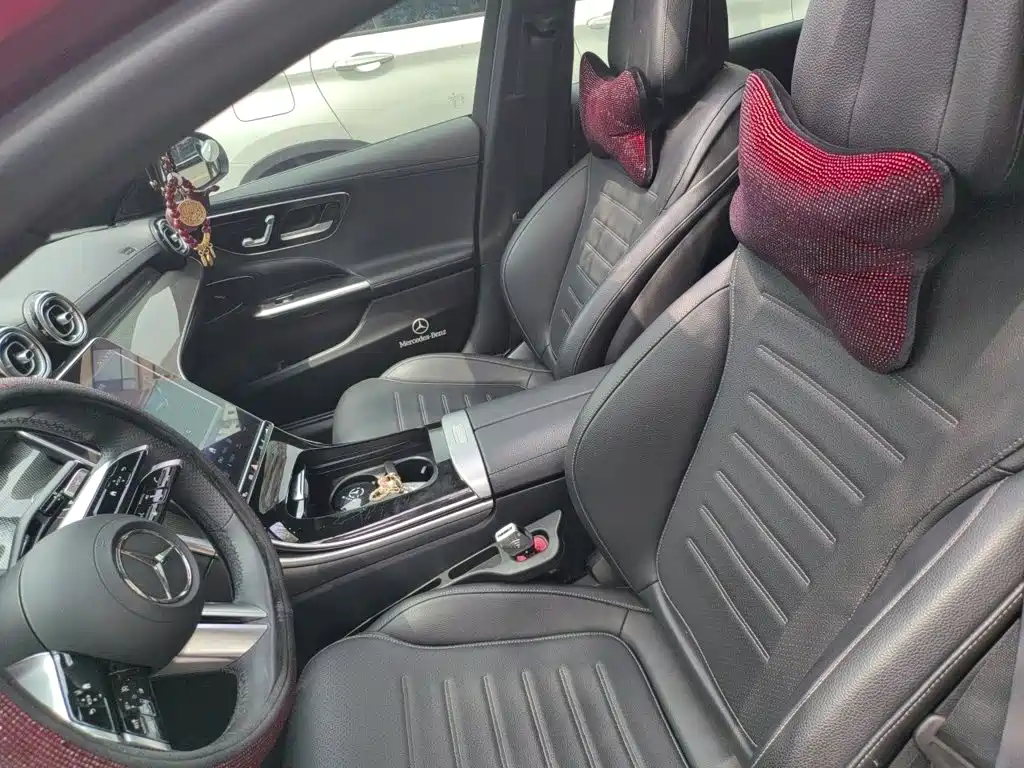 Mercedes-Benz C-Class — миниатюра 8