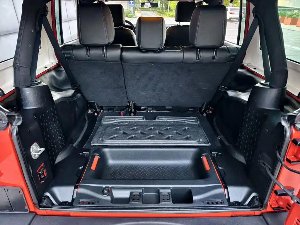 Jeep Wrangler — миниатюра 20