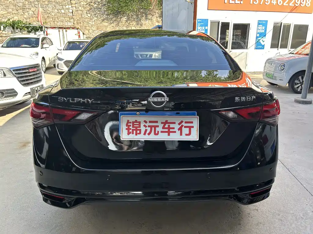 Nissan Sylphy — миниатюра 8