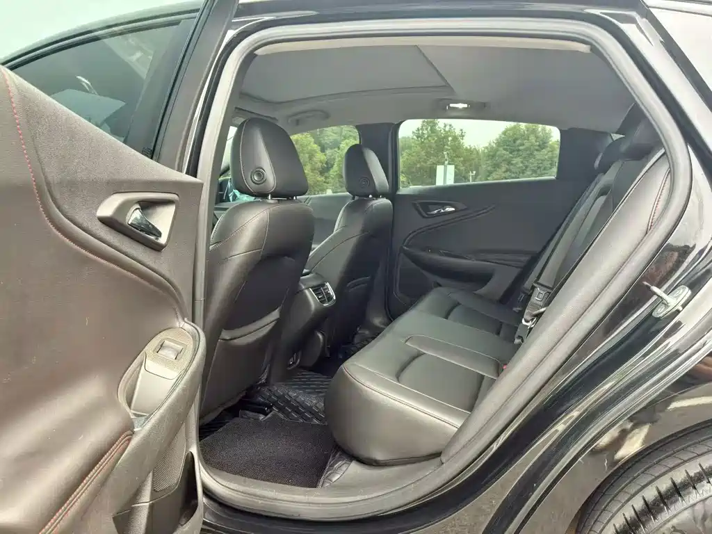 Chevrolet Malibu XL — миниатюра 5