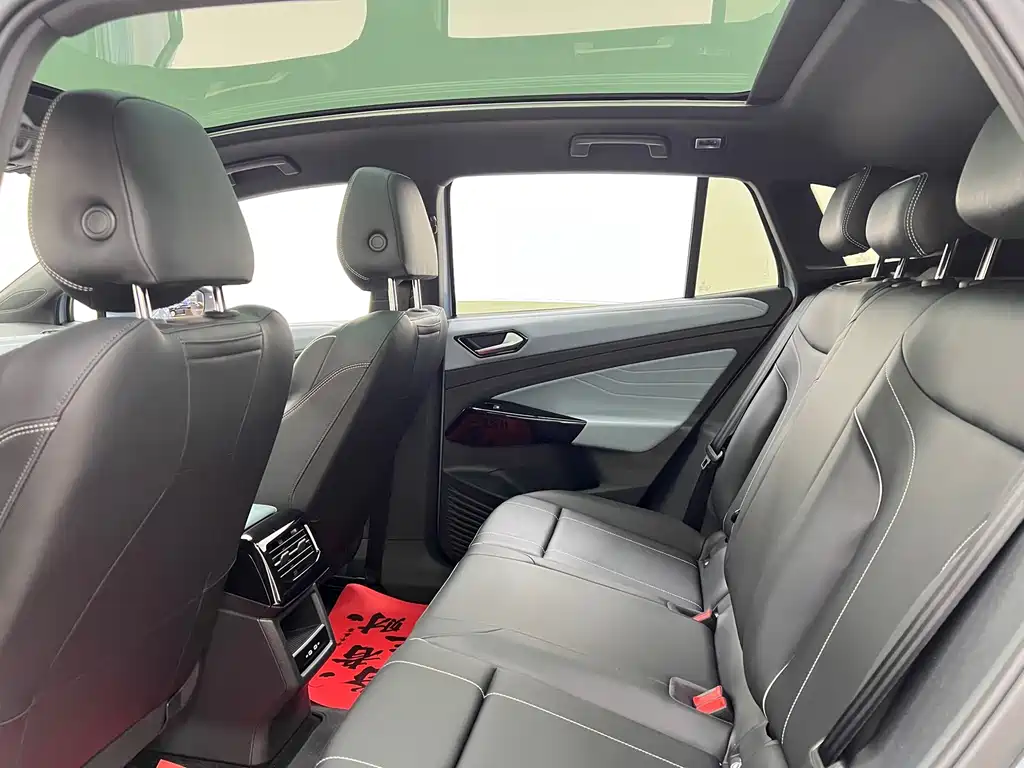 Volkswagen ID.4 X — миниатюра 16
