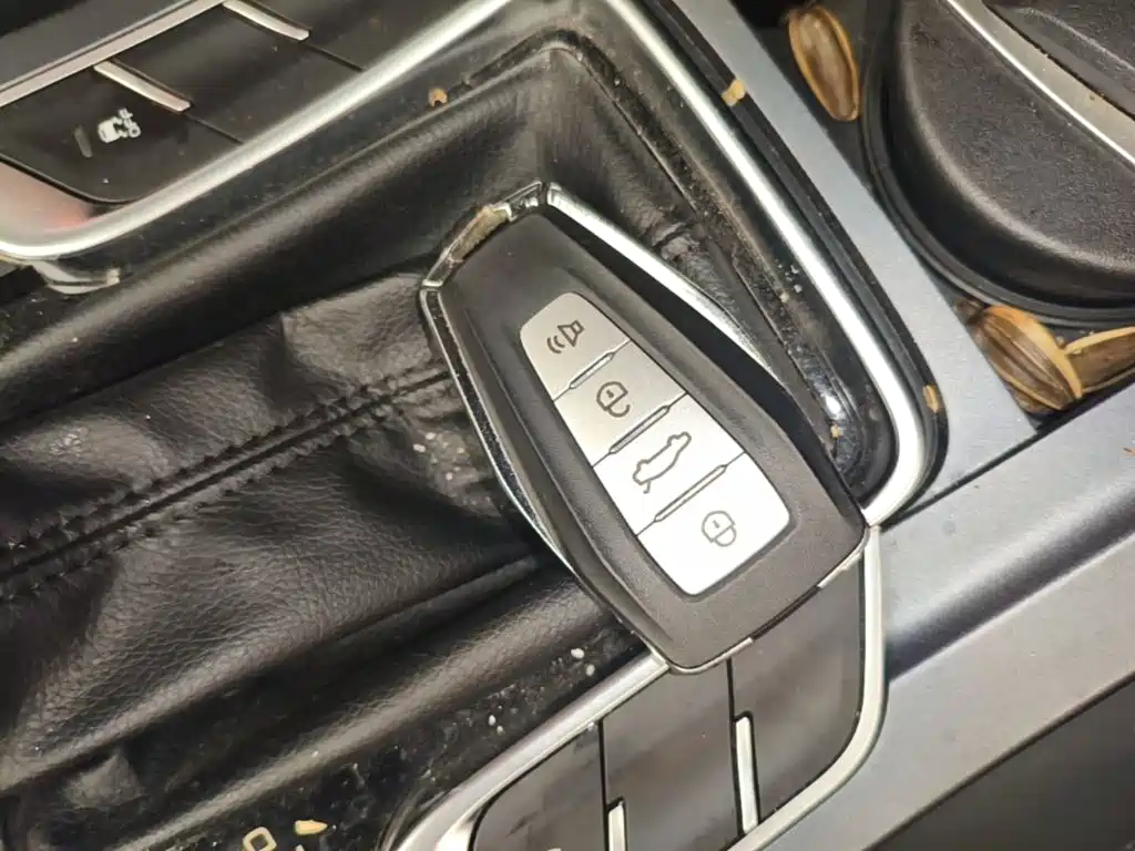 Geely Emgrand — миниатюра 9