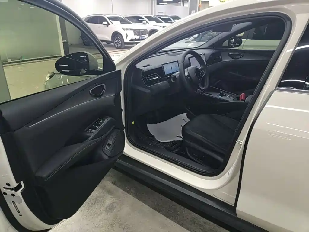 BYD Seal 06 — миниатюра 16