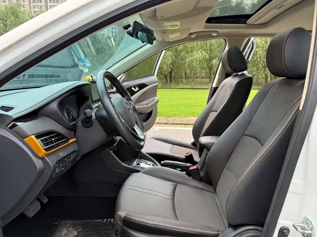 Changan EadoDT DT 2019 1.6L AT Enjoy VI