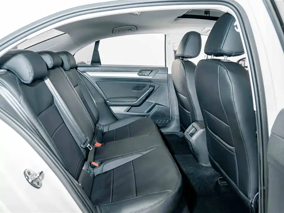 Volkswagen Lamando — миниатюра 20
