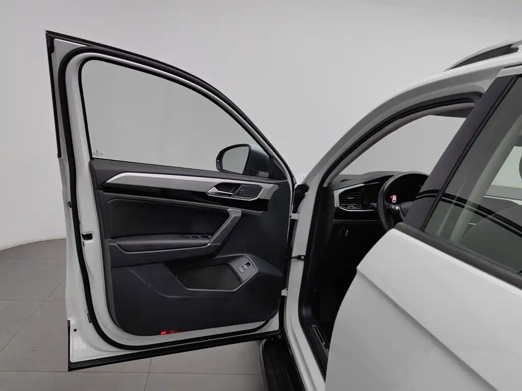 Volkswagen Tayron — миниатюра 8