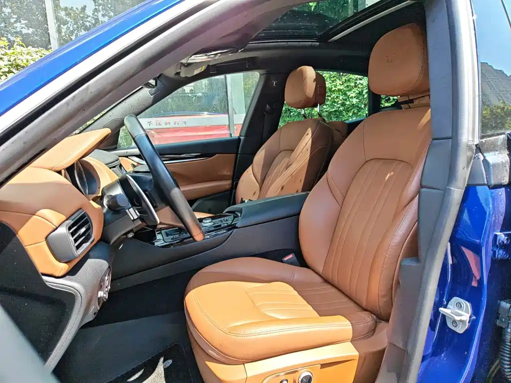 Maserati Levante — миниатюра 5