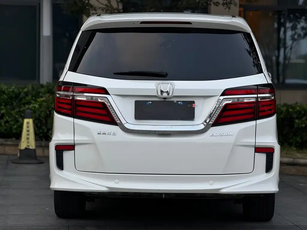 Honda Elysion — миниатюра 12