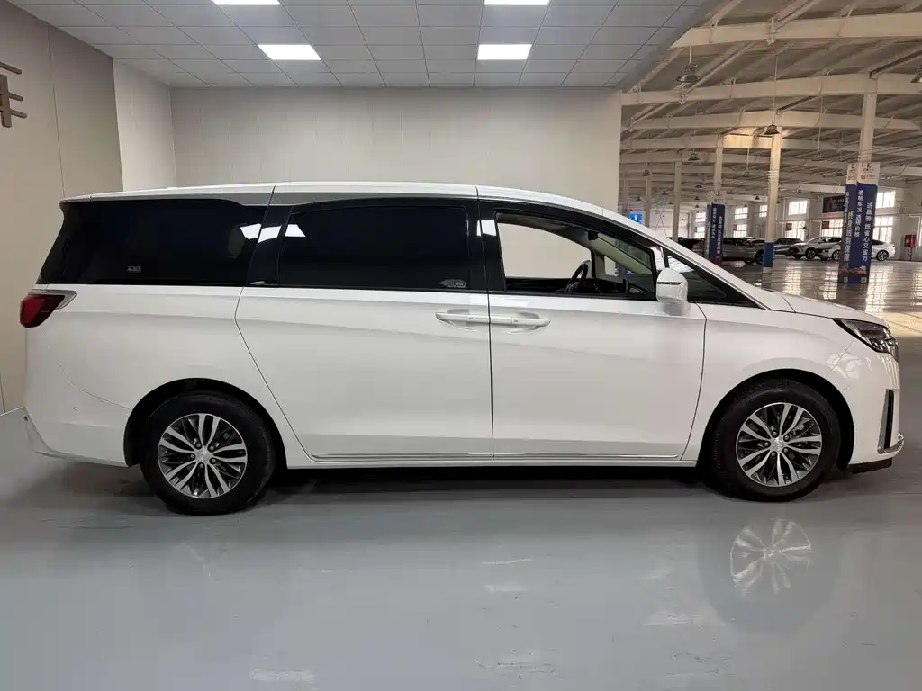 Buick GL8 2023 ES Premium