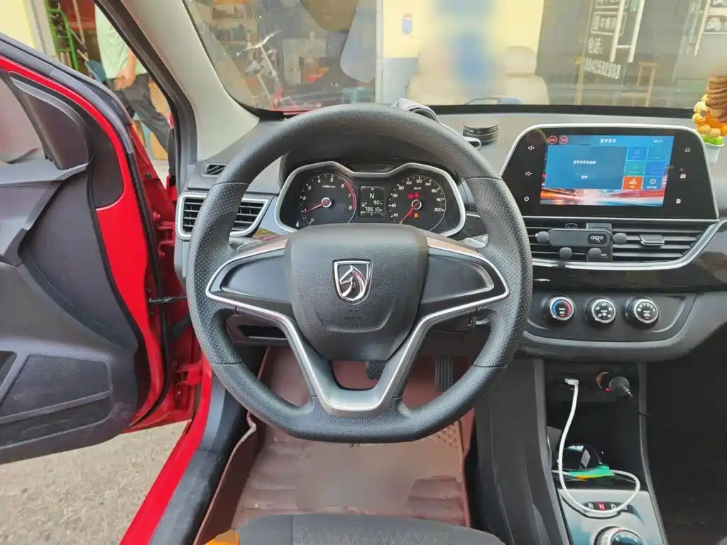 Baojun 310 — миниатюра 6