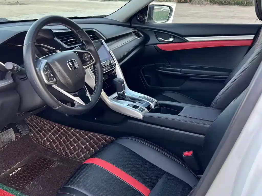 Honda Civic — миниатюра 7