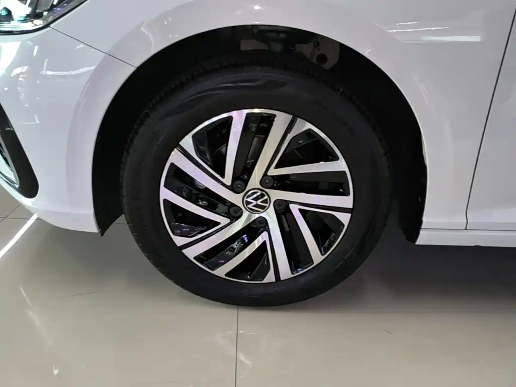 Volkswagen Lavida — миниатюра 23