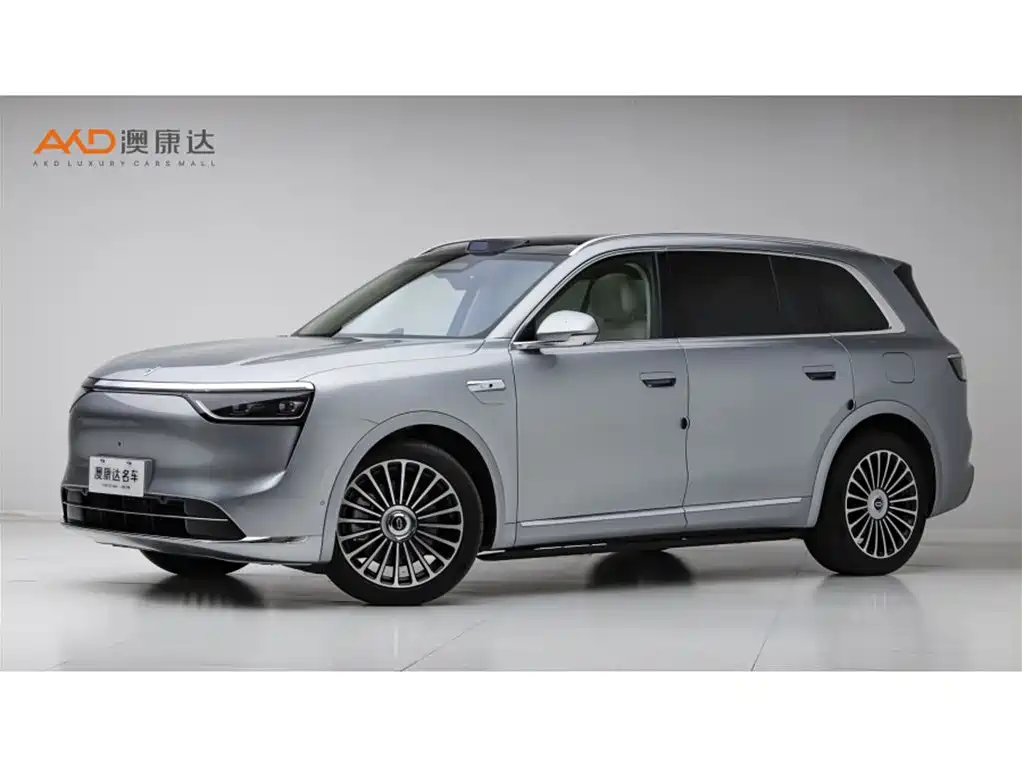 AITO ASK THE WORLD M8