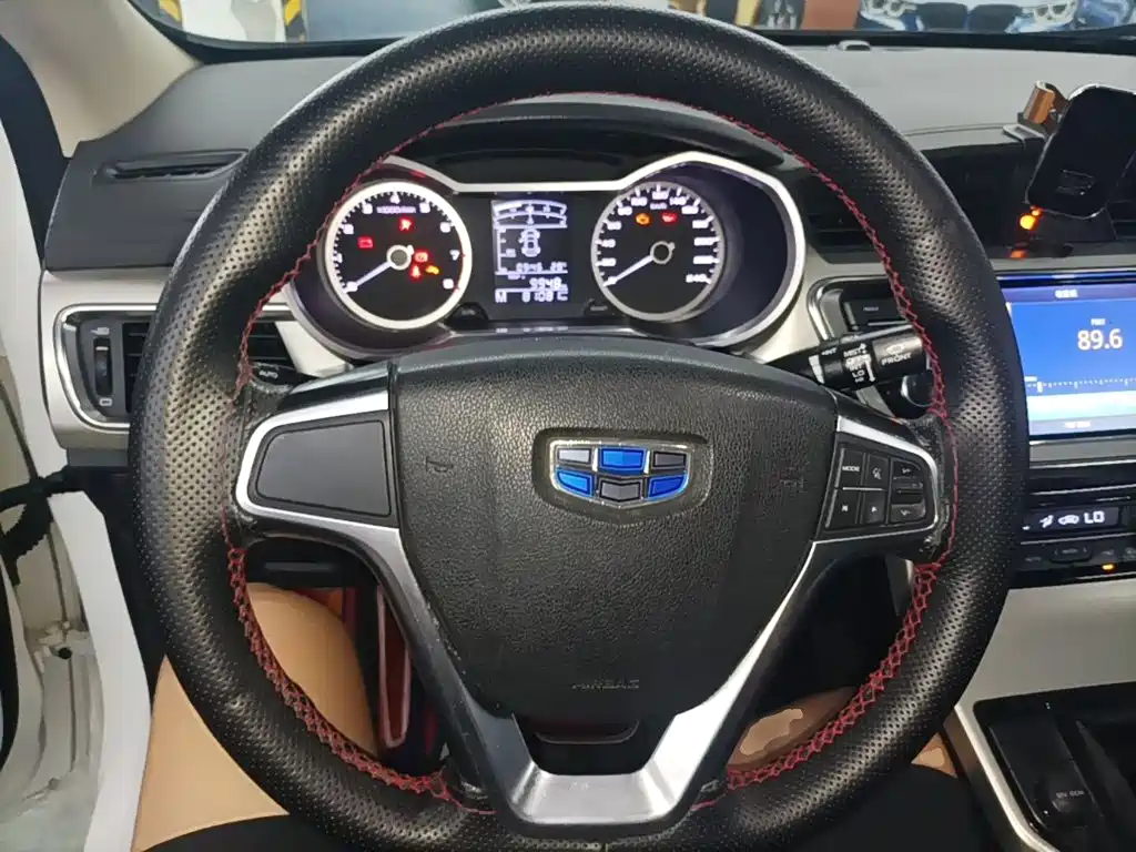 Geely Emgrand GL — миниатюра 11