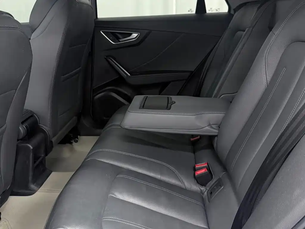 Audi Q2L — миниатюра 12