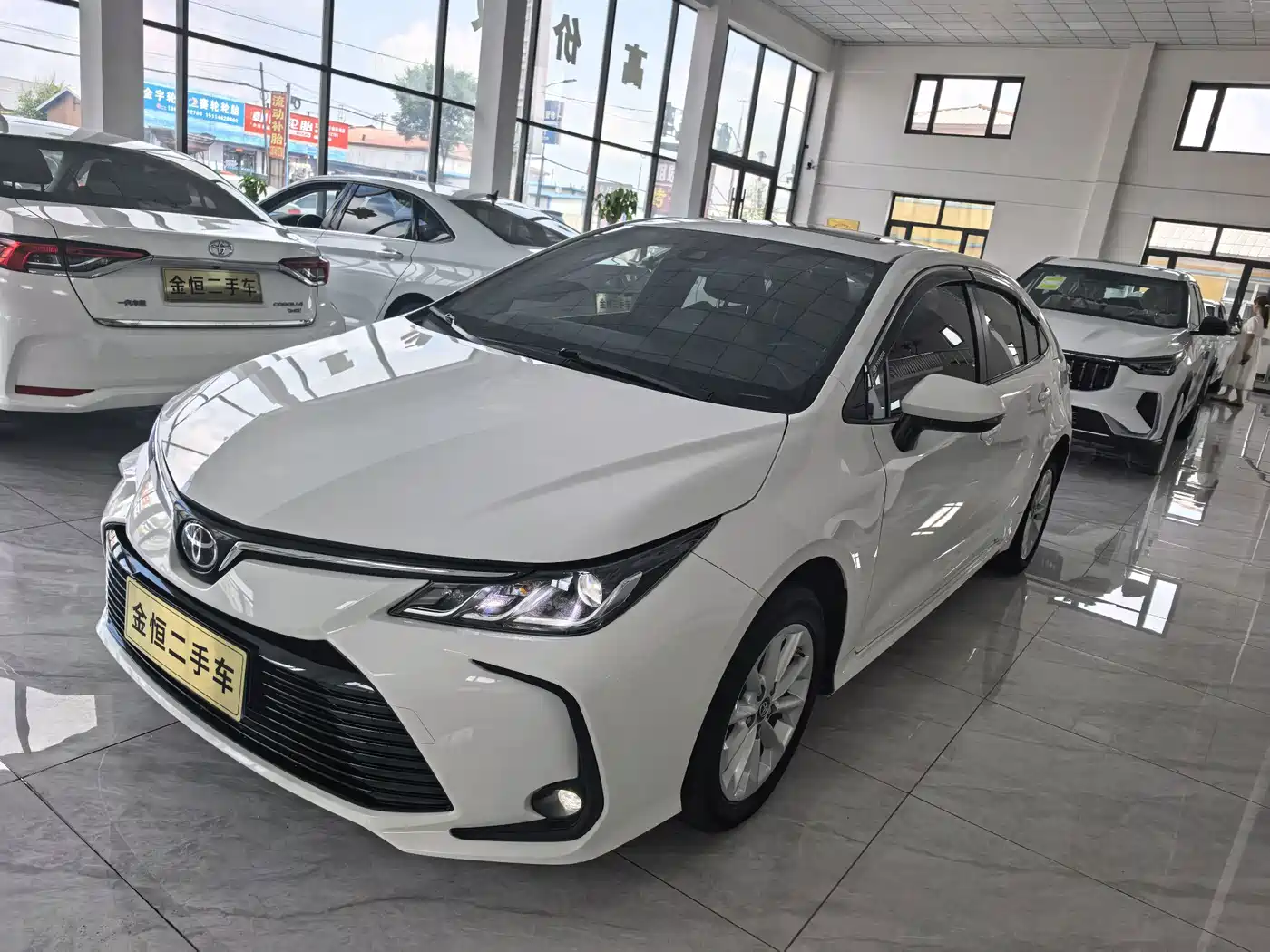 Toyota Corolla 2023 Белый из Китая, фото 3