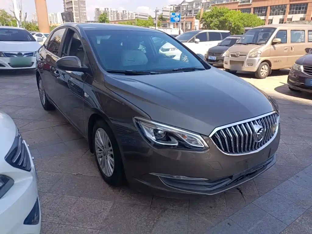 Buick Excelle — миниатюра 4