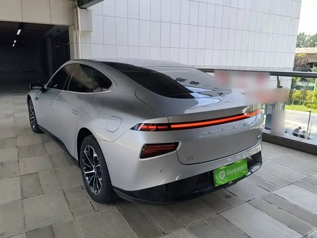 XPeng P7 — миниатюра 5
