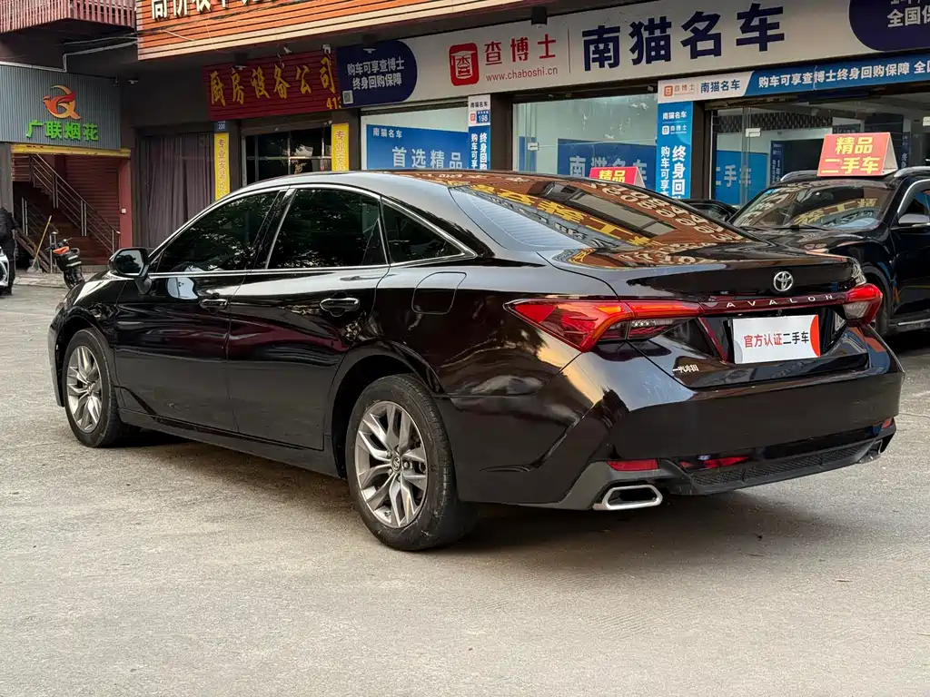 Toyota Avalon — миниатюра 6