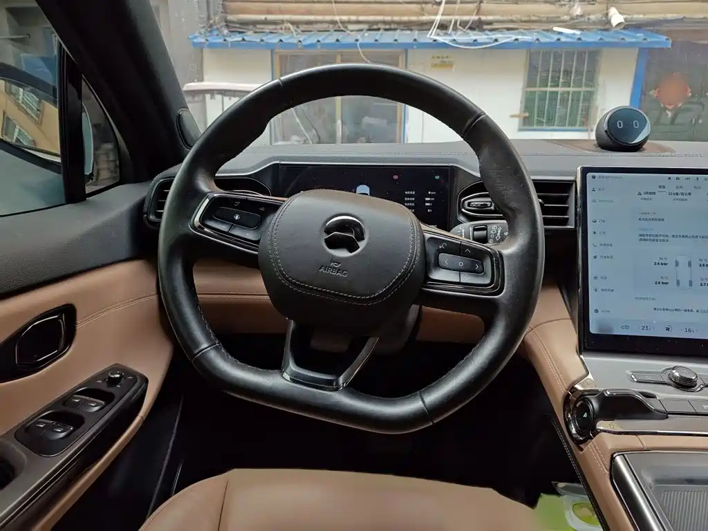 NIO ES6 — миниатюра 3
