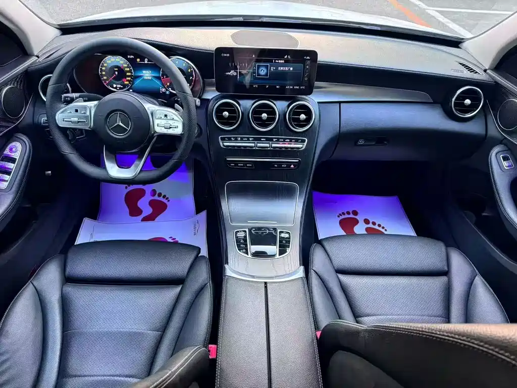 Mercedes-Benz C-Class — миниатюра 6