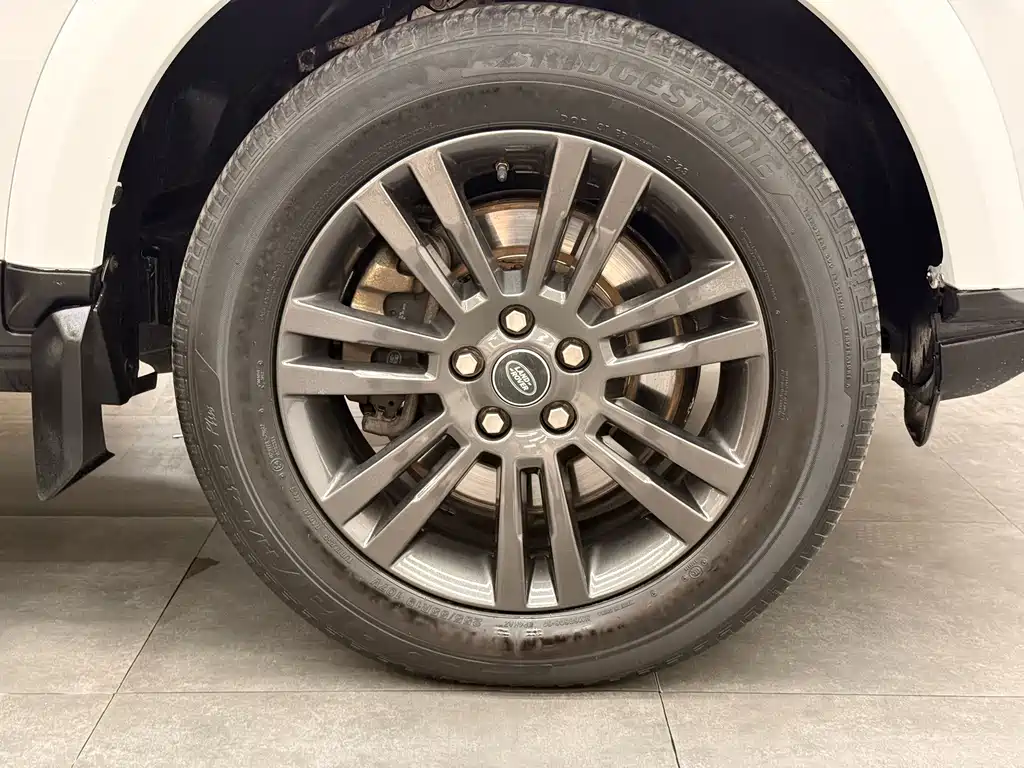 Land Rover Discovery — миниатюра 16