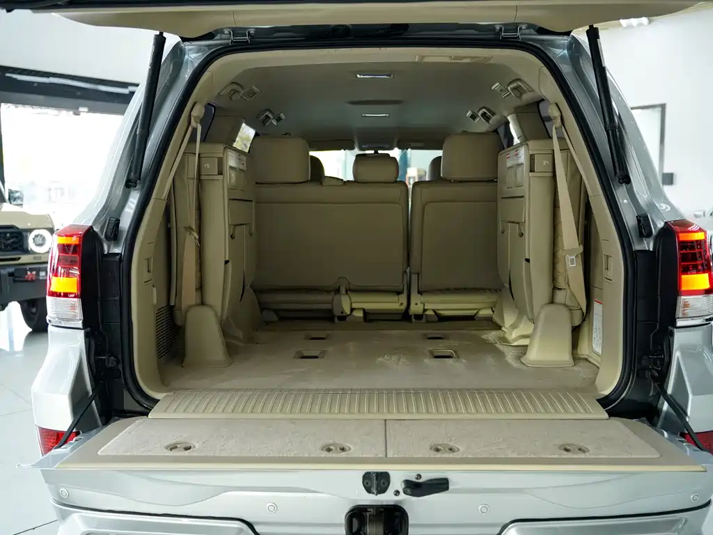 Toyota Land Cruiser — миниатюра 14