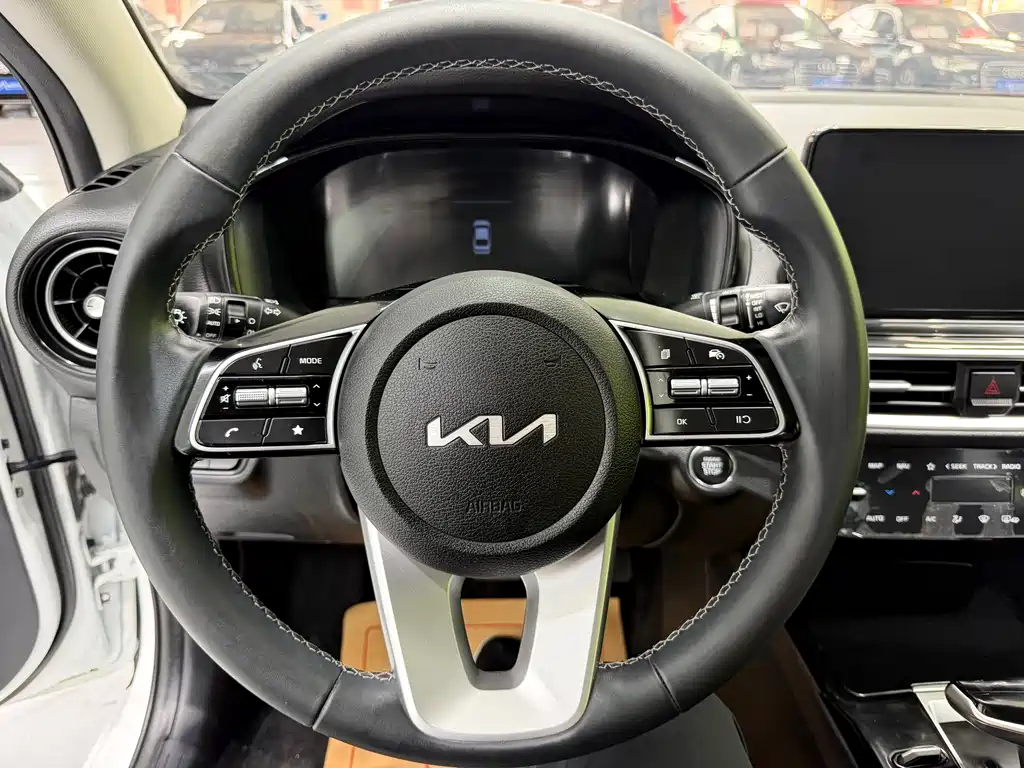 Kia K3 — миниатюра 15