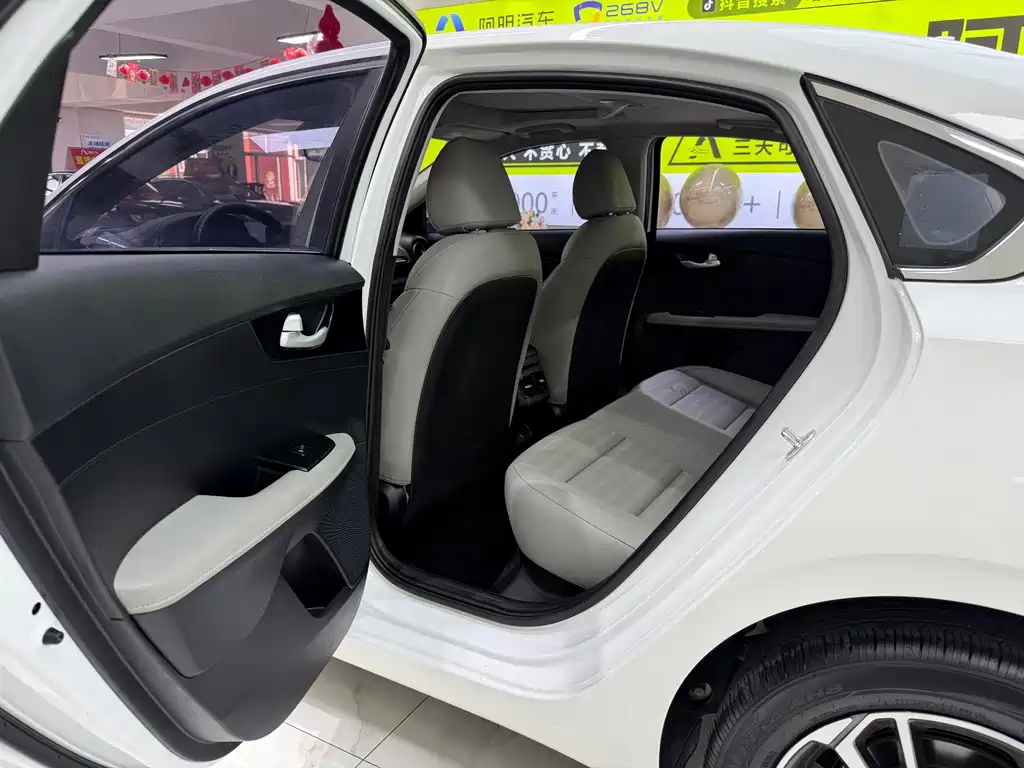 Kia K3 — миниатюра 19