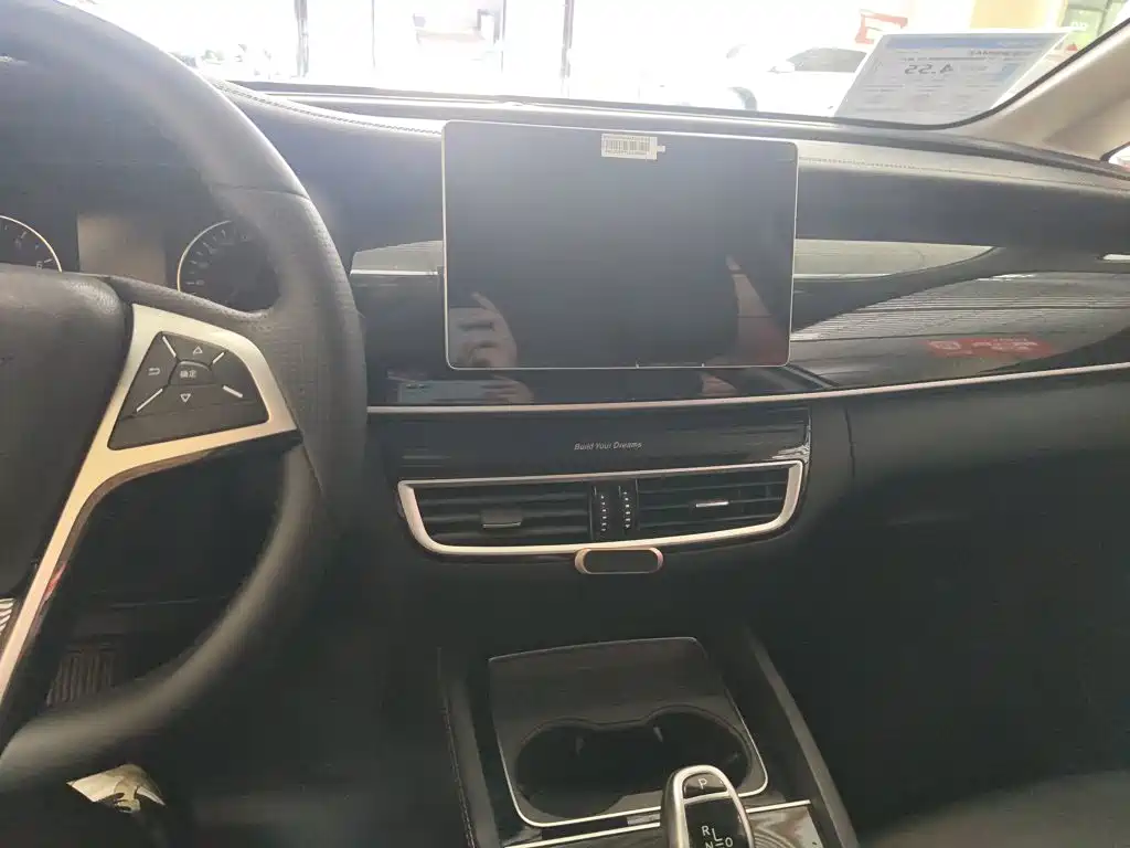 BYD MAX — миниатюра 4