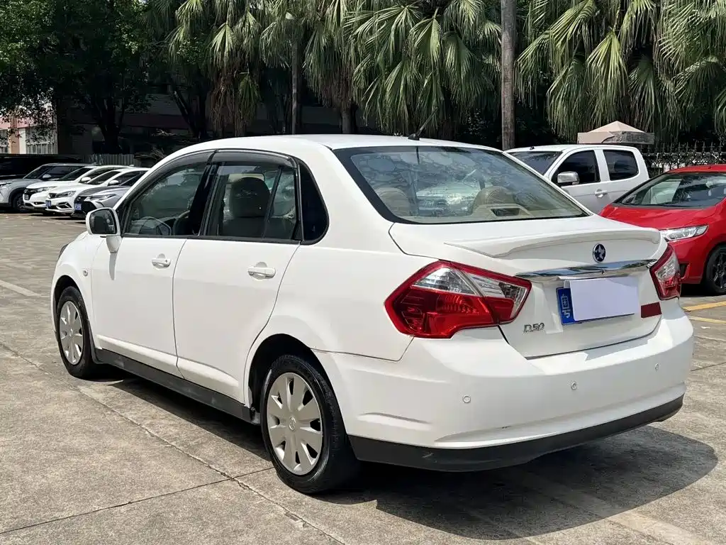 Venucia D50 — миниатюра 9
