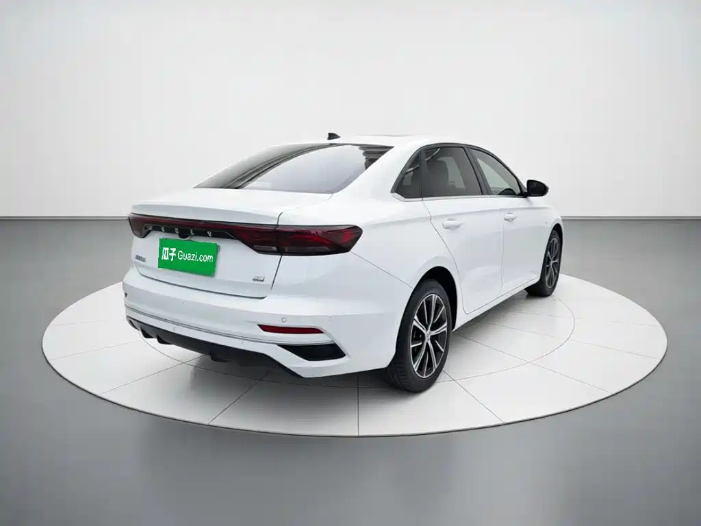 Geely Emgrand — миниатюра 6