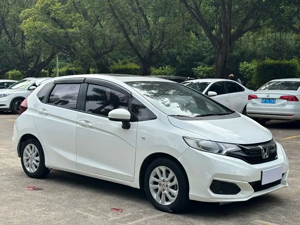 Honda Fit — миниатюра 3
