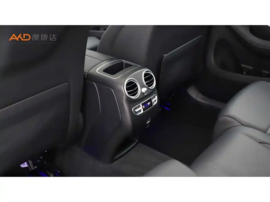Mercedes-Benz GLC 2020 GLC 300 L 4MATIC Luxury
