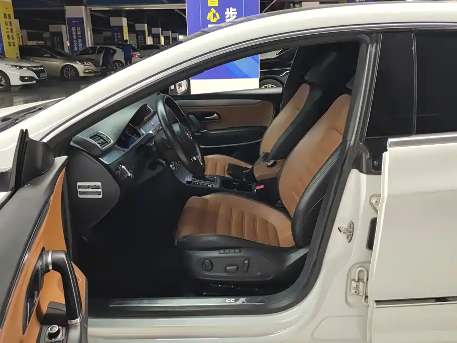 Volkswagen CC — миниатюра 9