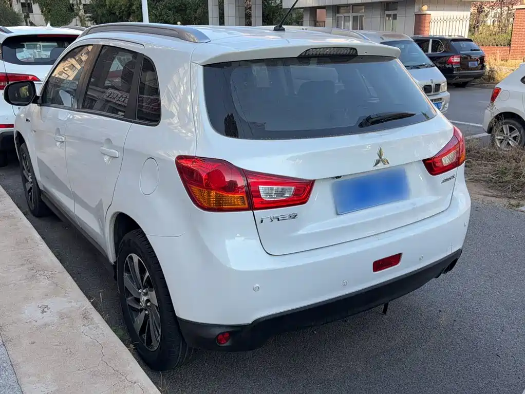 Mitsubishi ASX — миниатюра 8