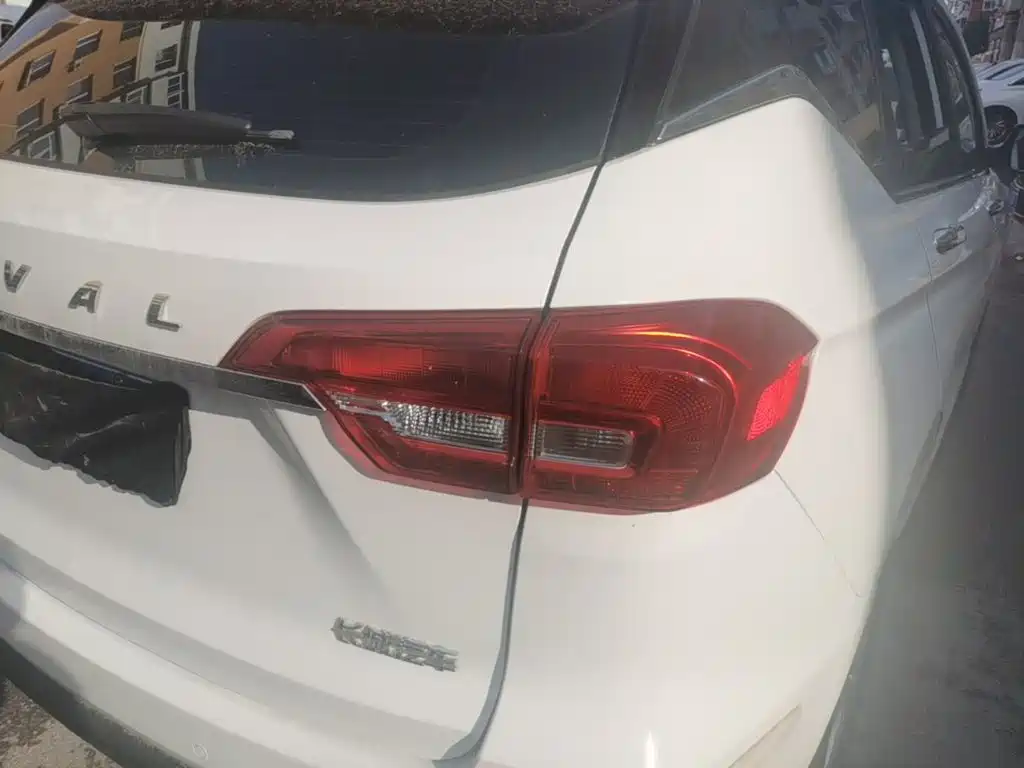Haval M6 — миниатюра 8