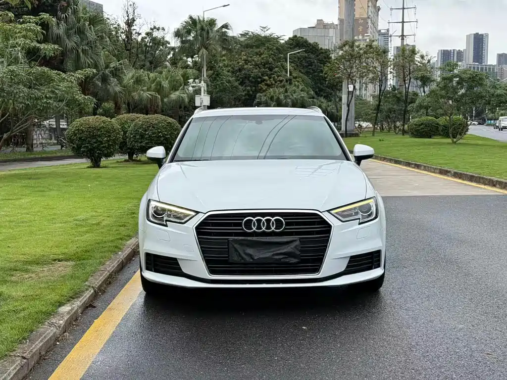 Audi A3 2018 30 Sportback 35 TFSI