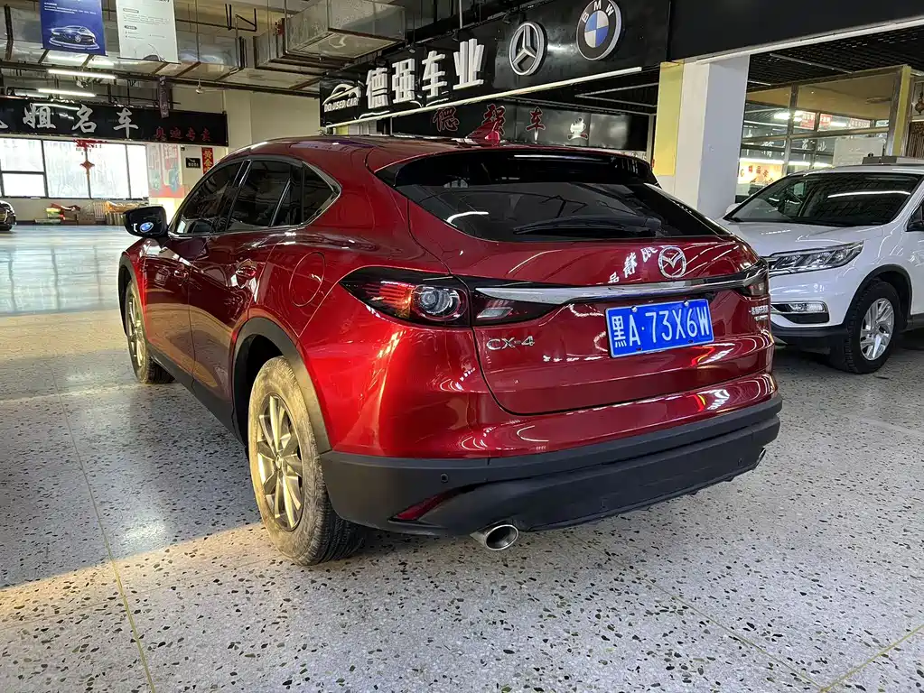 MAZDA CX 4