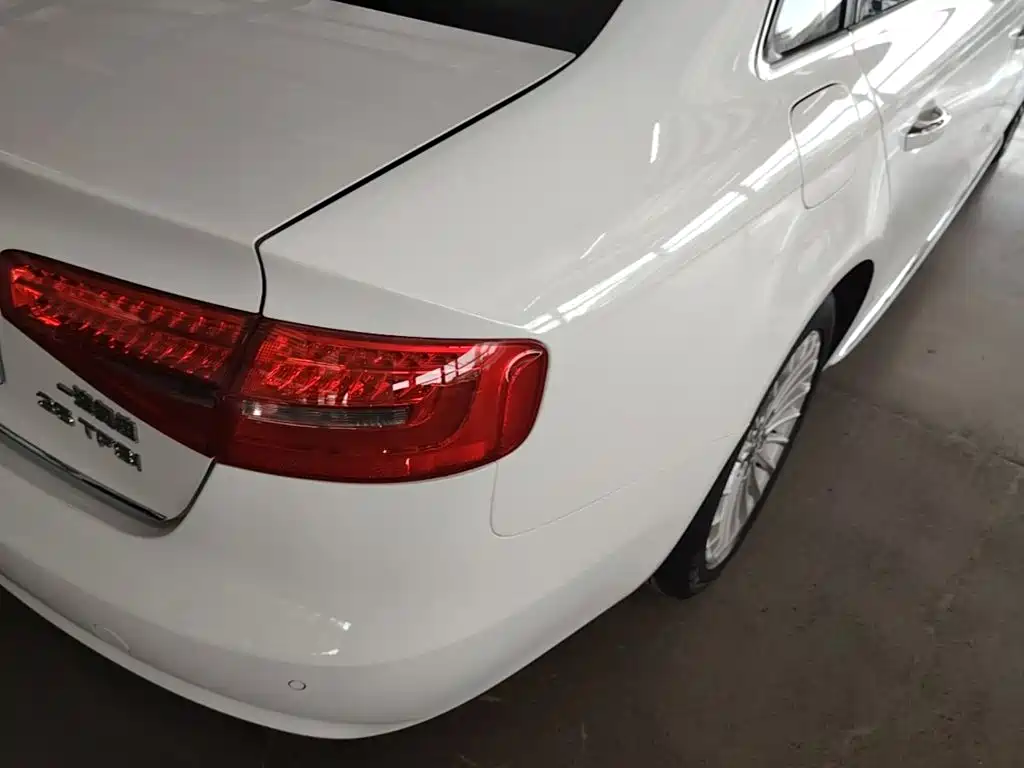 Audi A4L — миниатюра 8