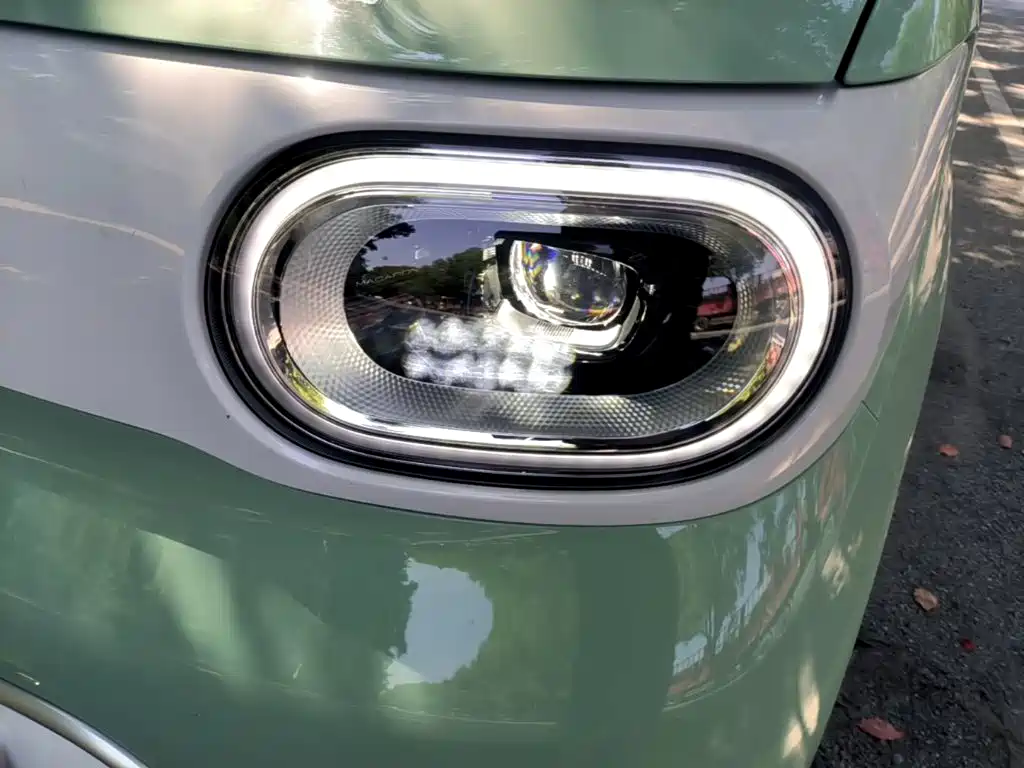 Wuling MINIEV — миниатюра 24