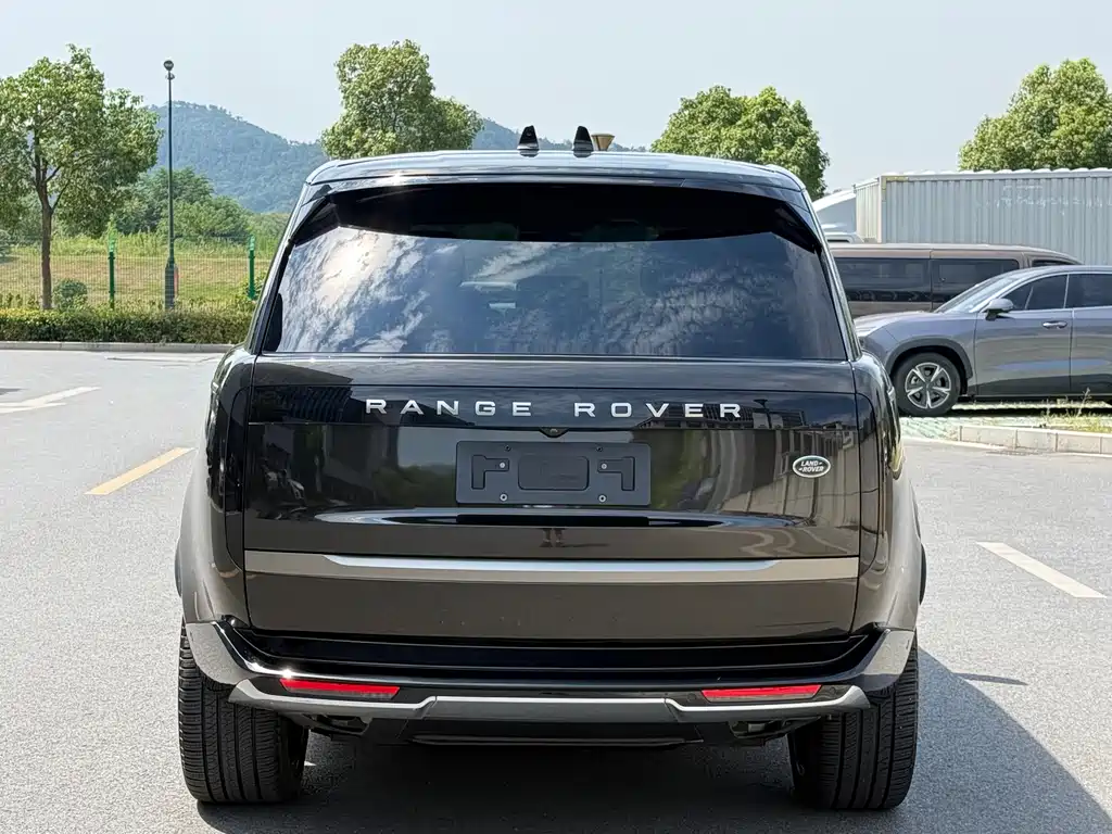 Land Rover Range Rover — миниатюра 6