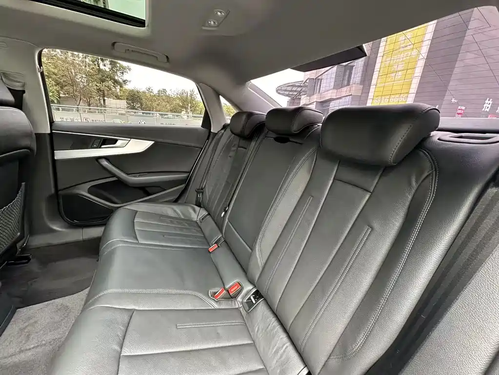 Audi A4L — миниатюра 17