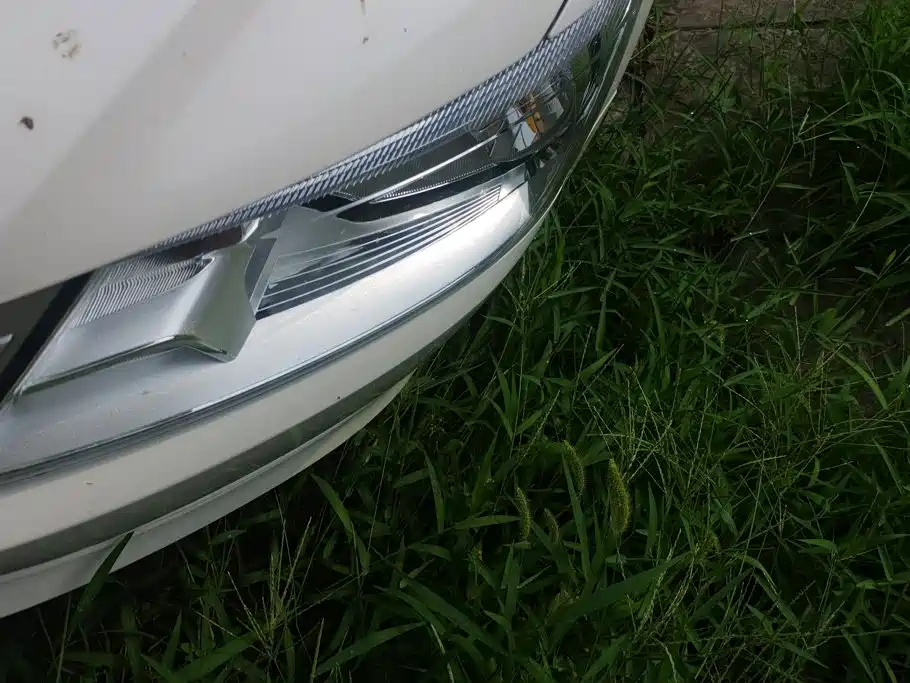 Volkswagen Santana — миниатюра 5