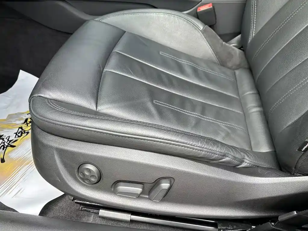 Audi A4L — миниатюра 21