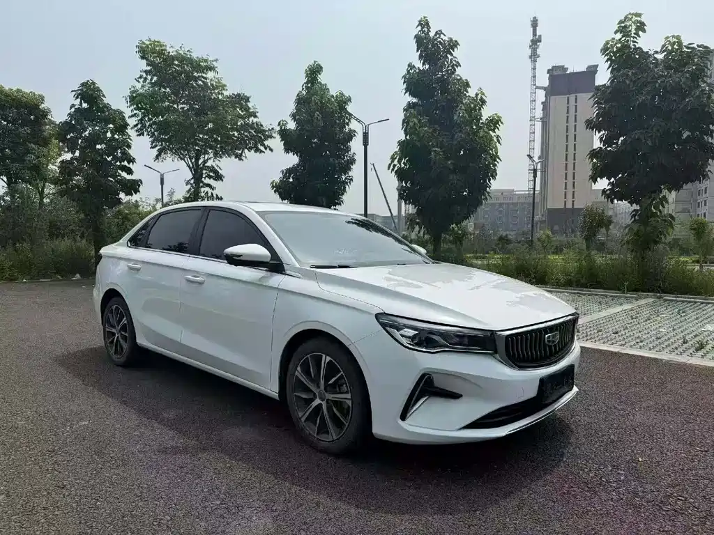 Geely Emgrand — миниатюра 2