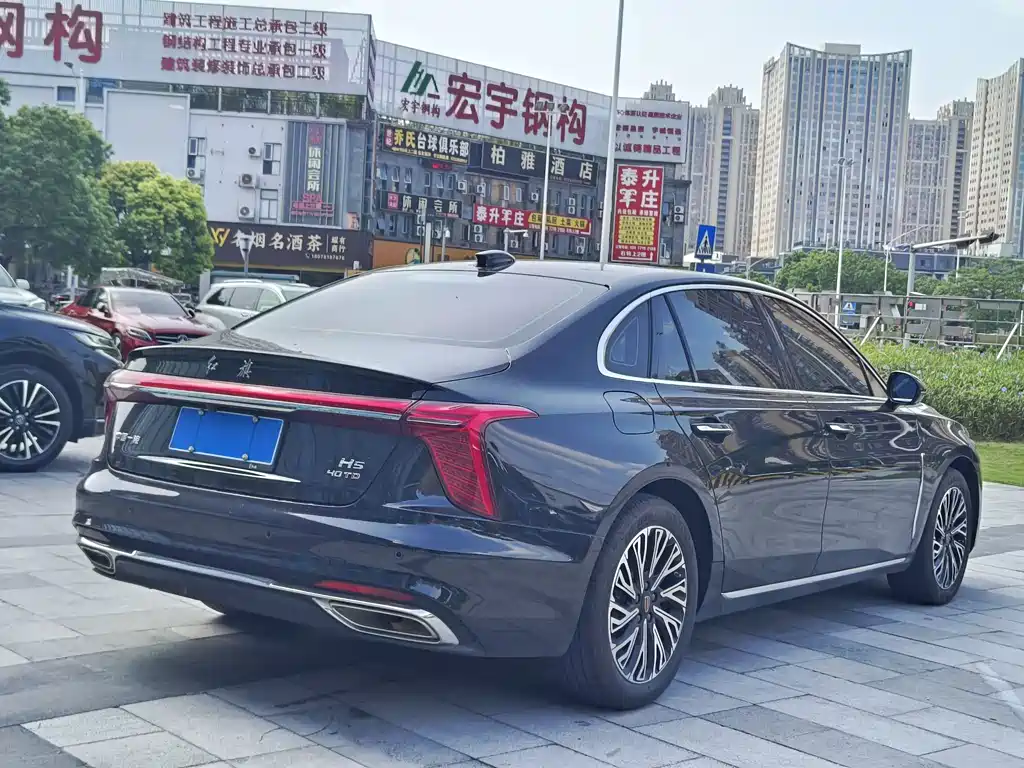 Hongqi Hongqi H5 — миниатюра 4