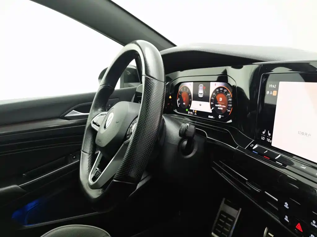 Volkswagen Golf — миниатюра 22