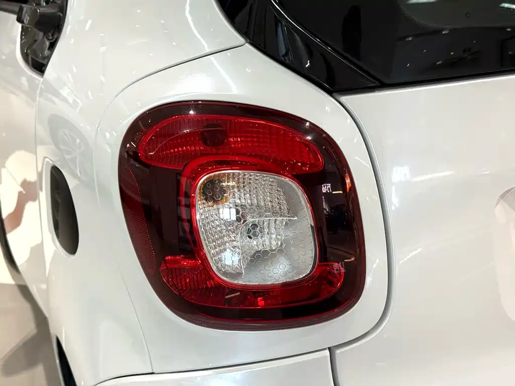 smart Smart Fortwo — миниатюра 11